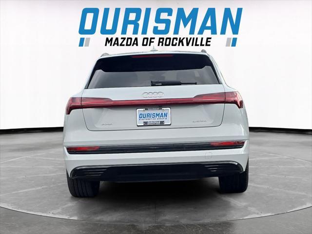 Audi e-tron 2022
