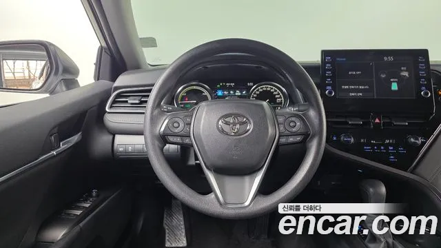 Toyota Camry 2024