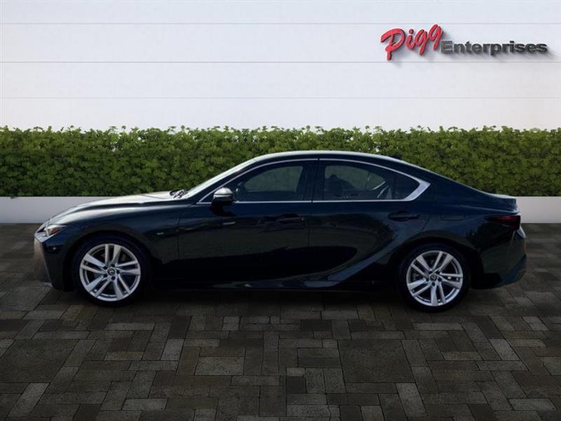 Lexus IS 300 2021