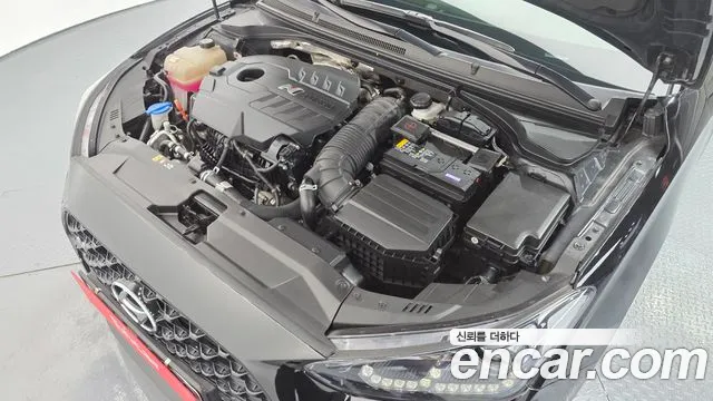 Hyundai Veloster 2021