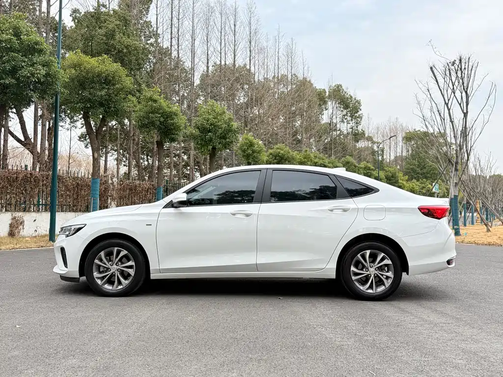 Buick Verano 2024