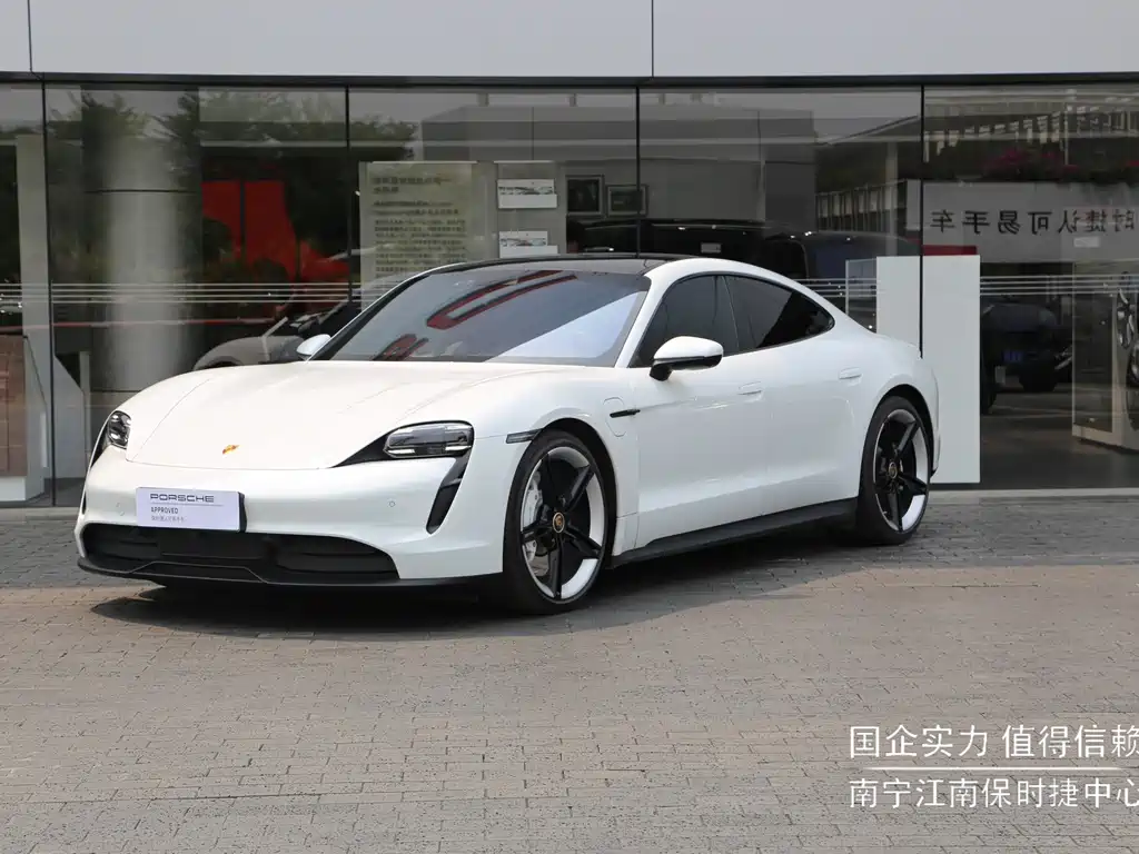 Porsche Taycan 2023
