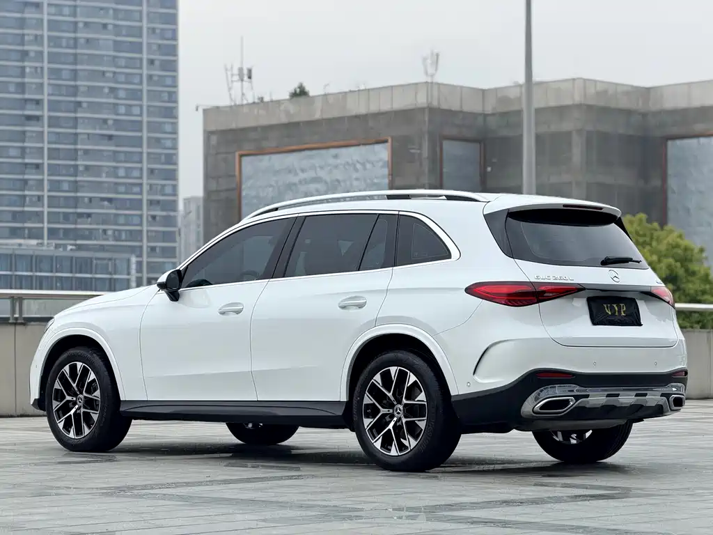 Mercedes-Benz GLC 2023