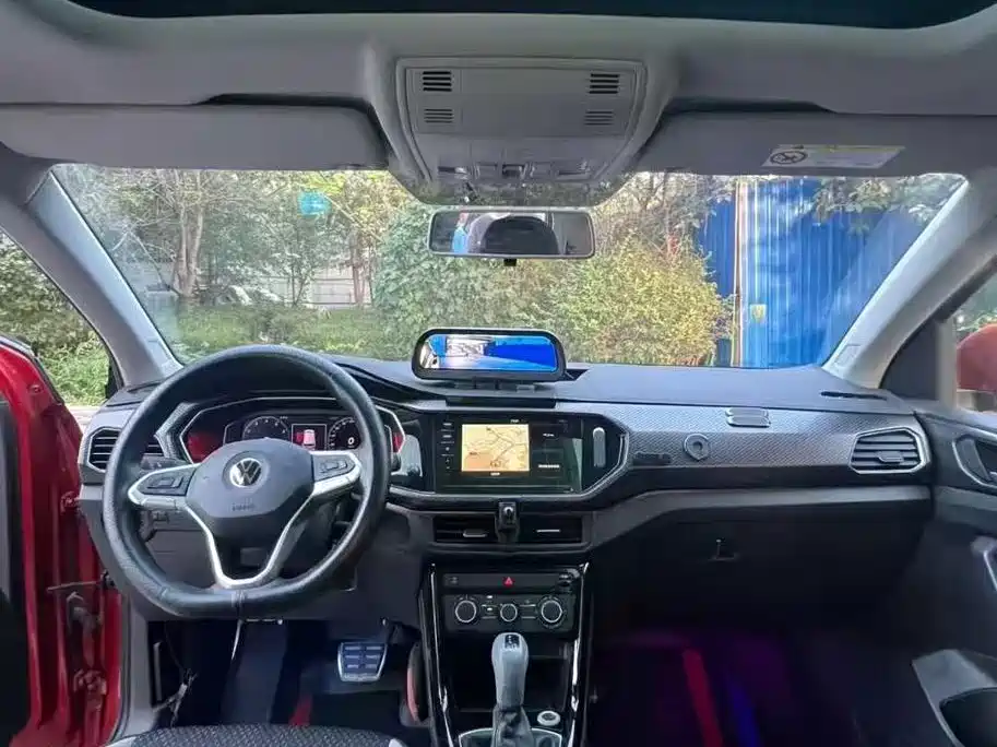 Volkswagen Tacqua 2020
