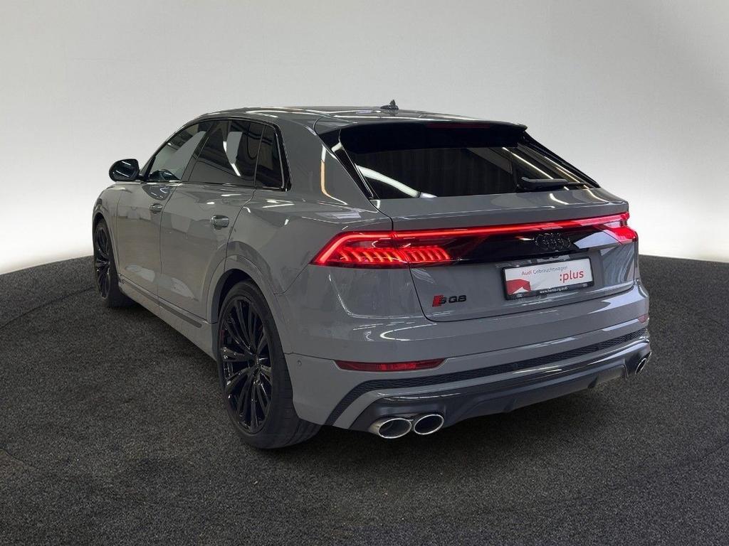 Audi SQ8 2023