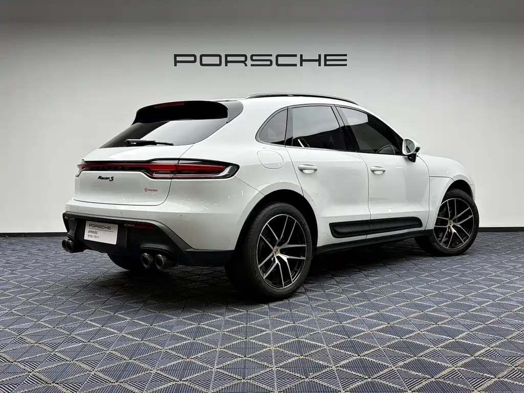 Porsche Macan 2022