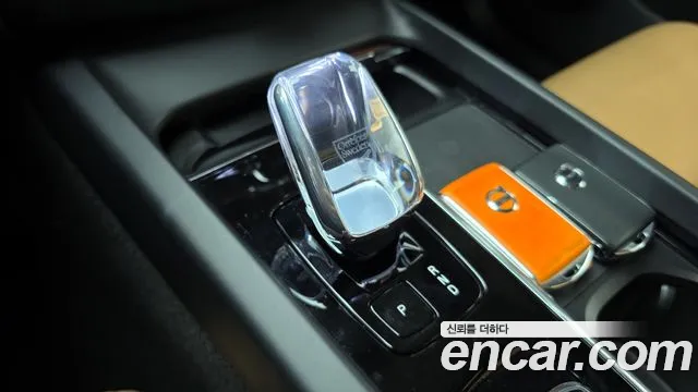 Volvo XC60 2024