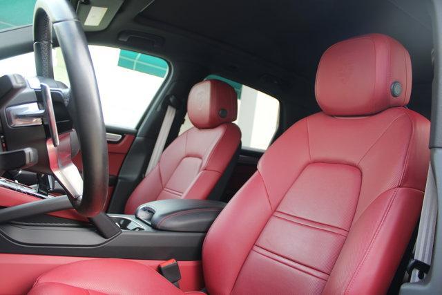 Porsche Cayenne 2023