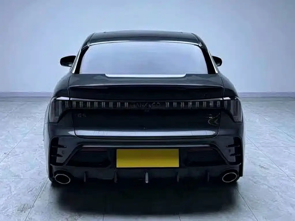 Lynk & Co 03 2023
