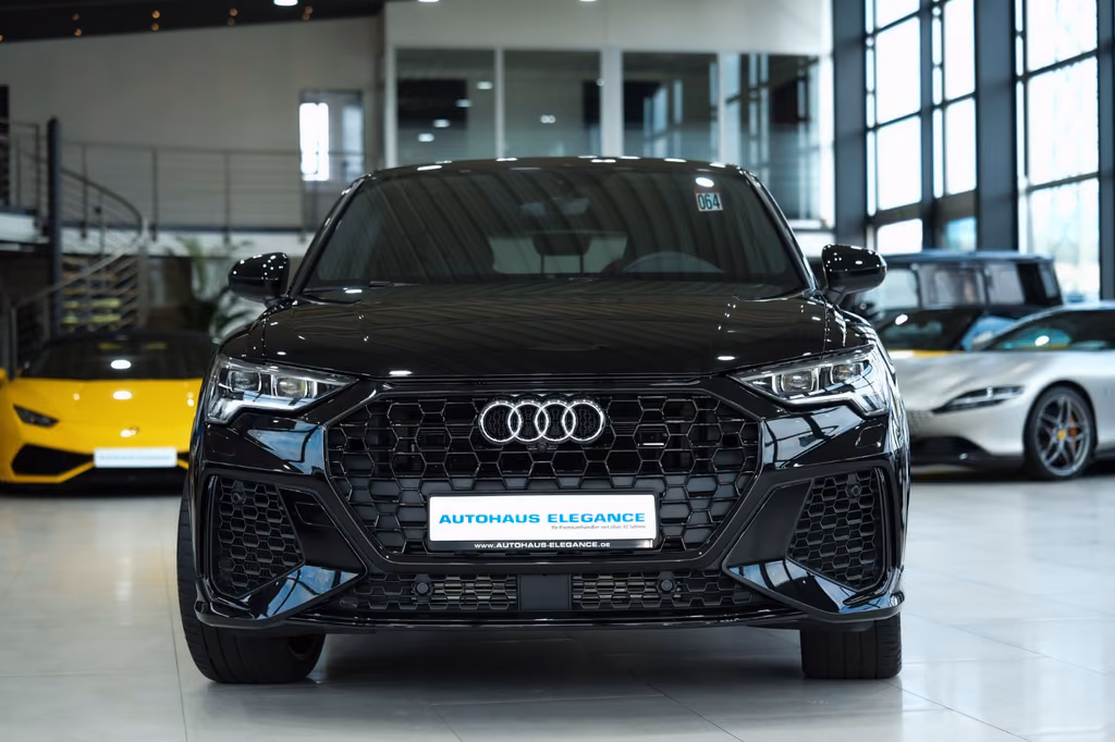 Audi RSQ3 2023