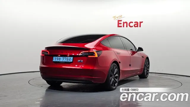 Tesla Model 3 2020