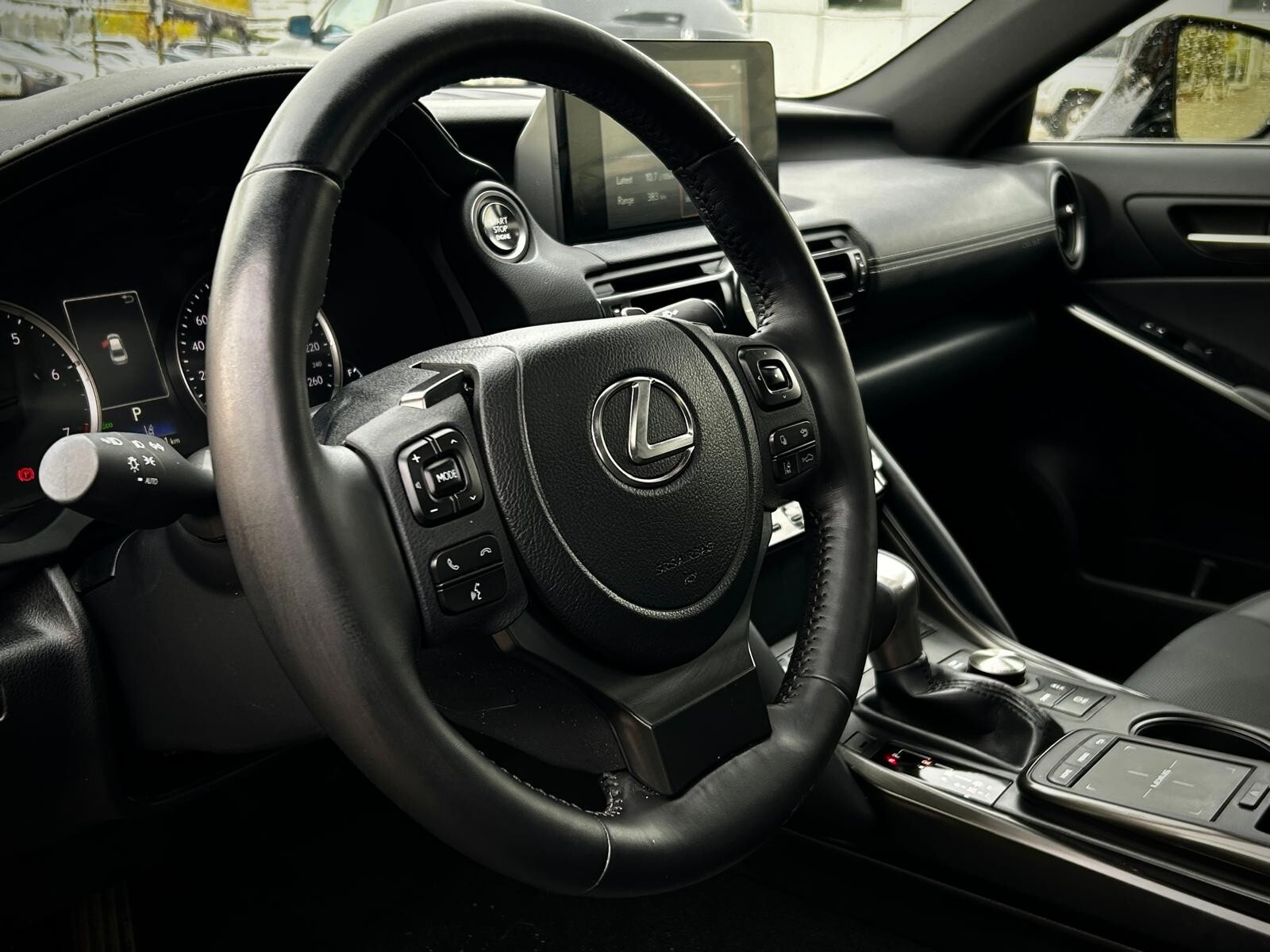Lexus IS 300 2023