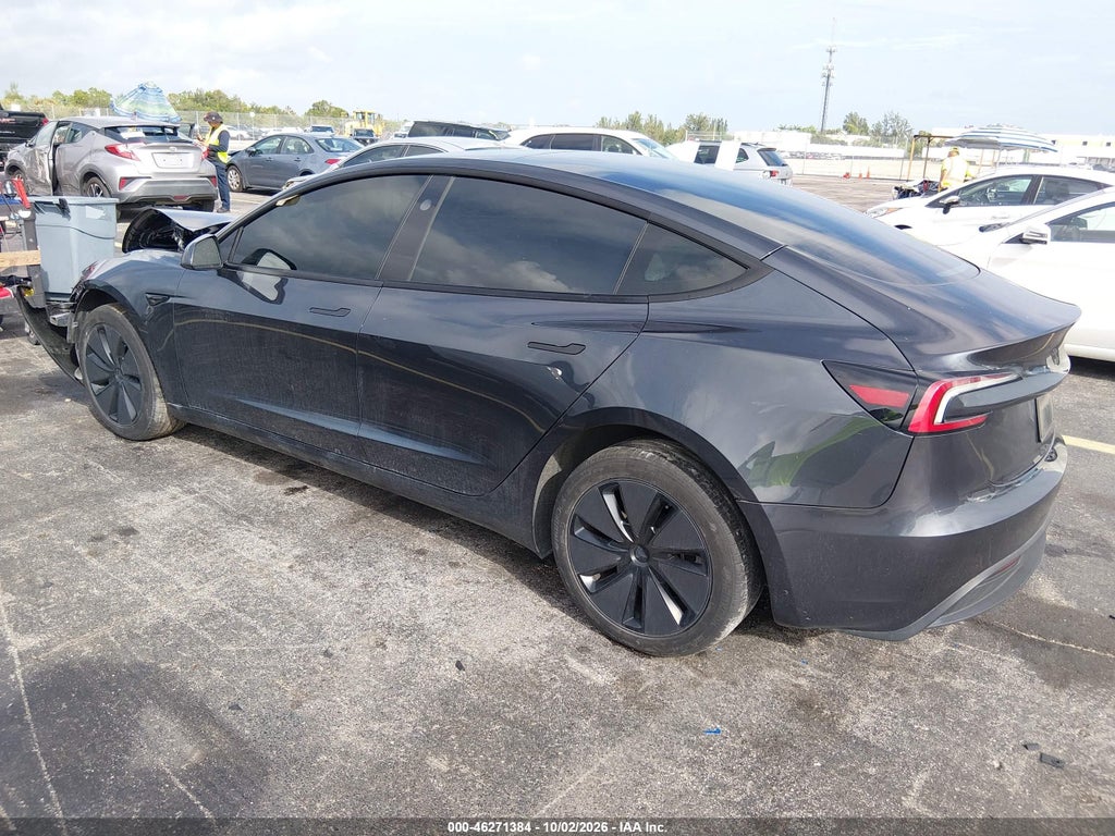 Tesla Model 3 2025