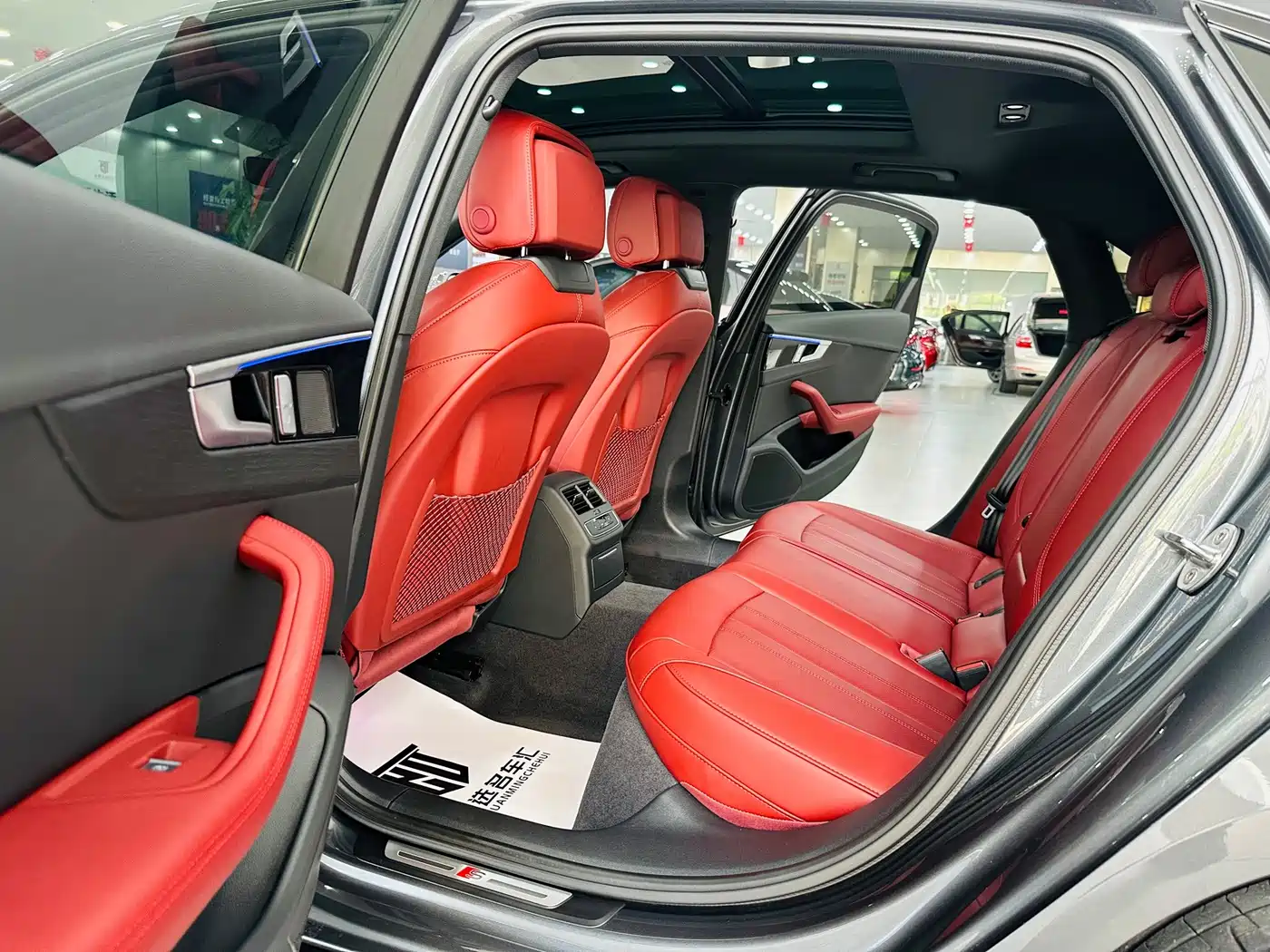 Audi A4 2025
