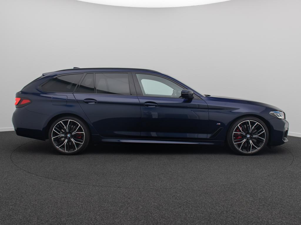 BMW 540 2022
