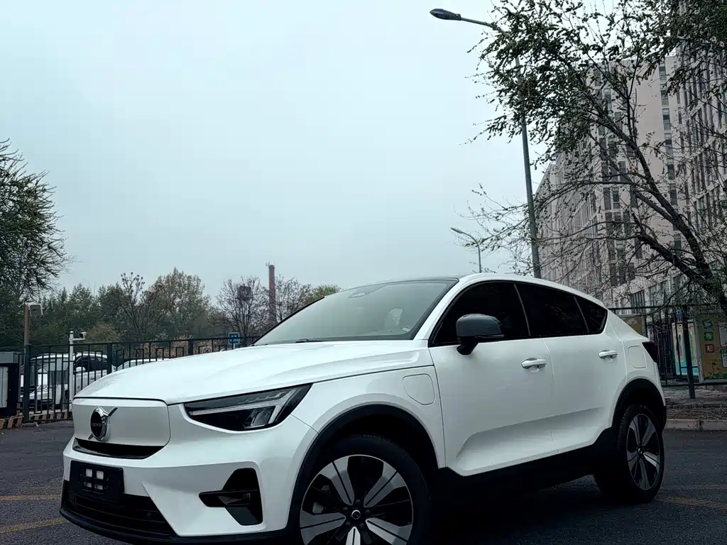 Volvo C40 2023