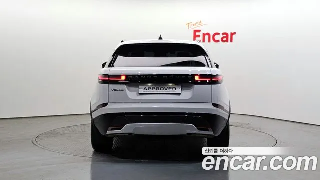 Land Rover Range Rover Velar 2025