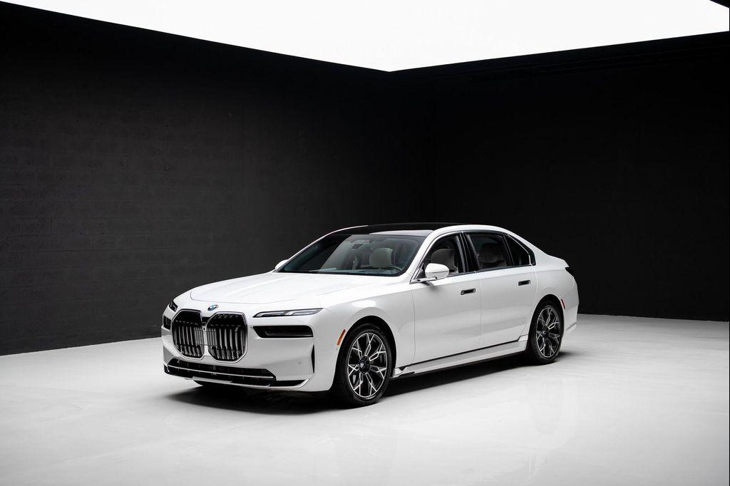BMW i7 2024