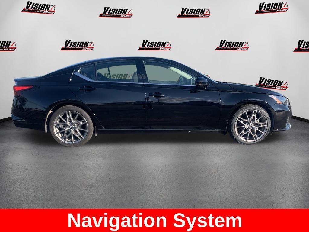 Nissan Altima 2023