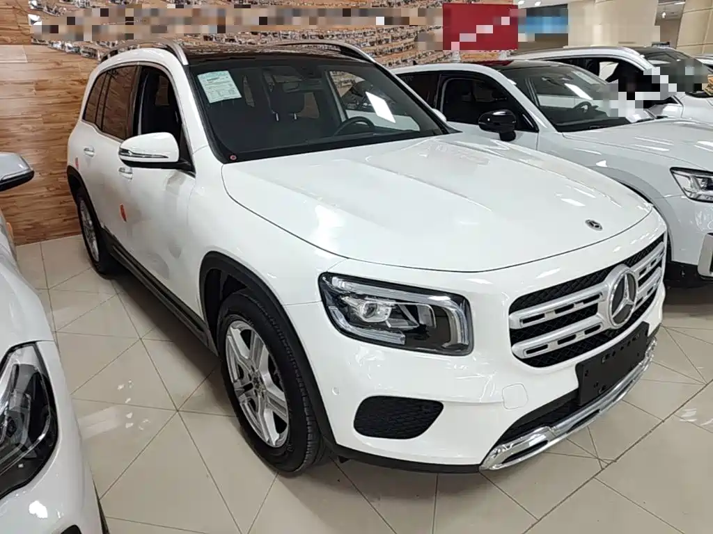 Mercedes-Benz GLB 2021