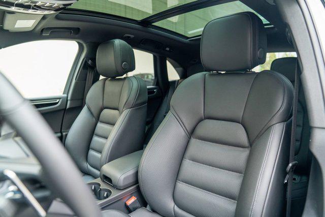 Porsche Macan 2025