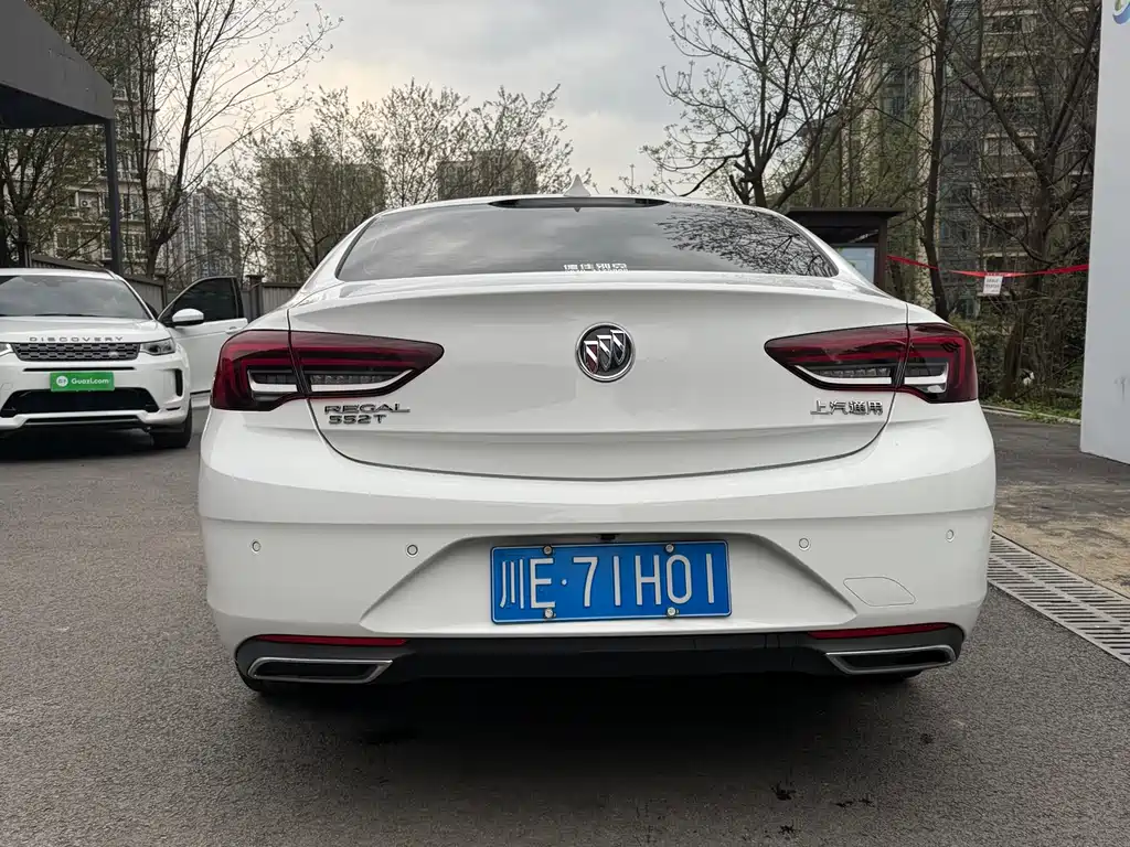 Buick Regal 2021