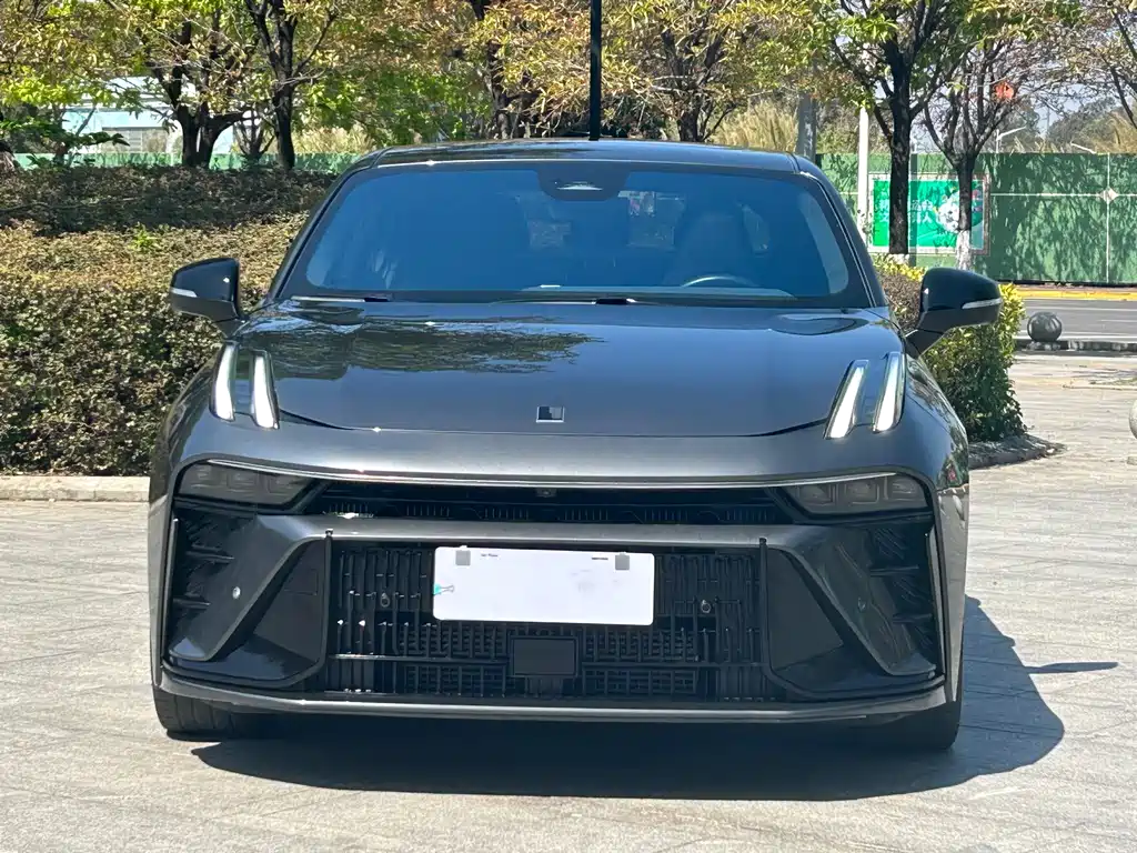 Lynk & Co 03 2023