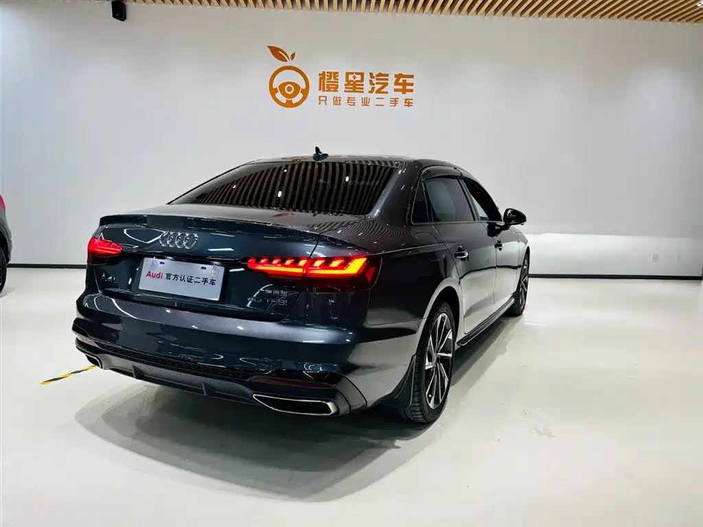 Audi A4 2023