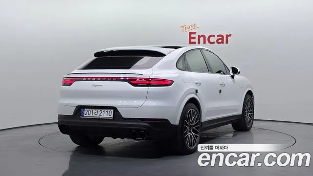 Porsche Cayenne 2021