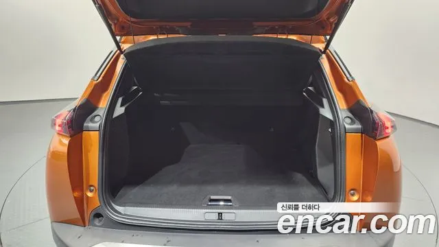 Peugeot 2008 2021