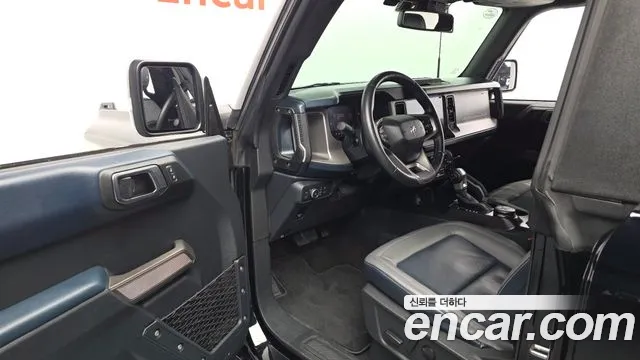 Ford Bronco 2022