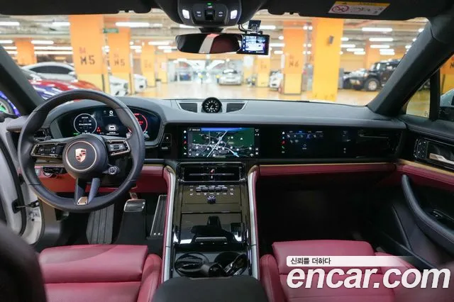 Porsche Panamera 2024