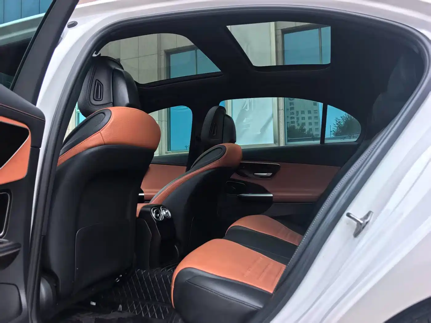 Mercedes-Benz C-Класс 2023