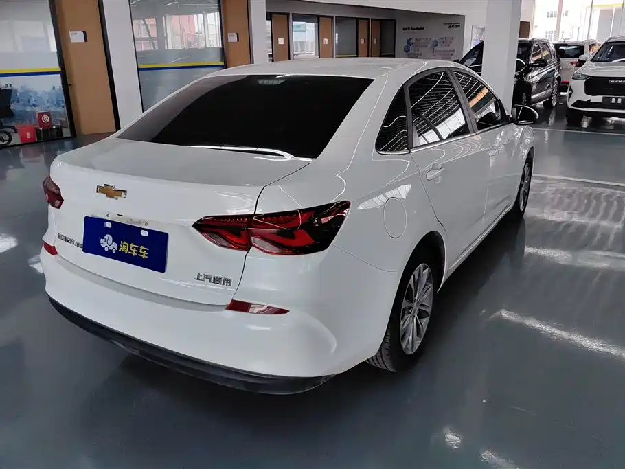Chevrolet Cruze 2021