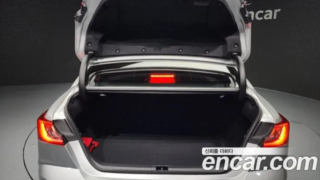 Toyota Camry 2025