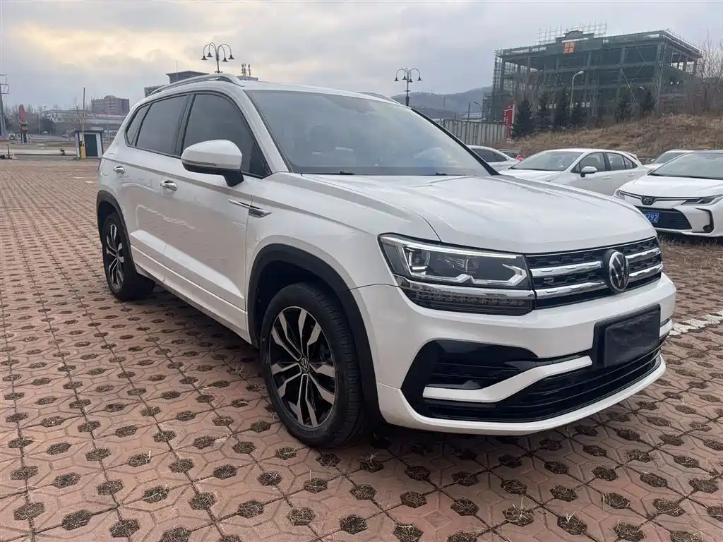 Volkswagen Tharu 2021