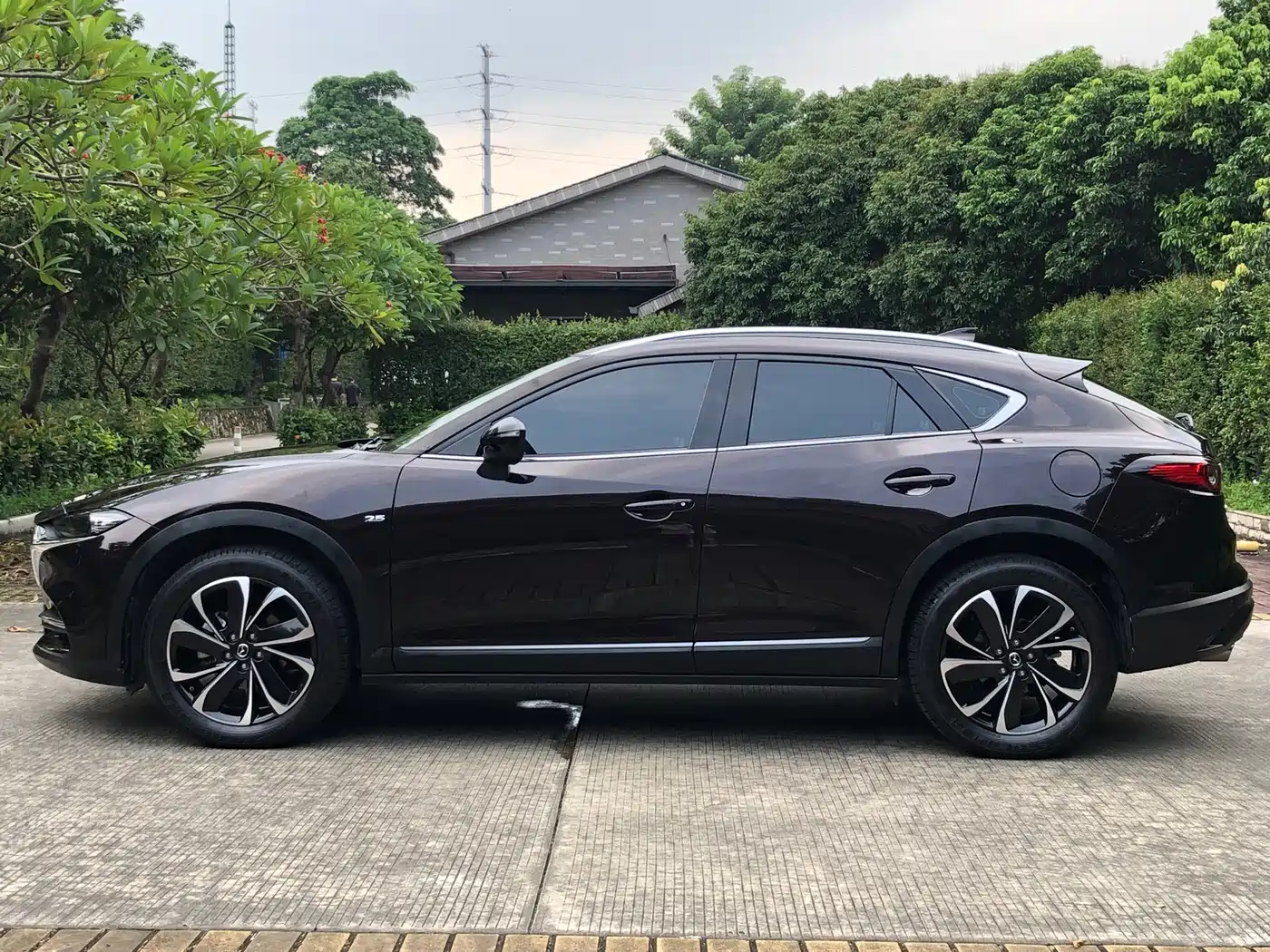 Mazda CX-4 2024