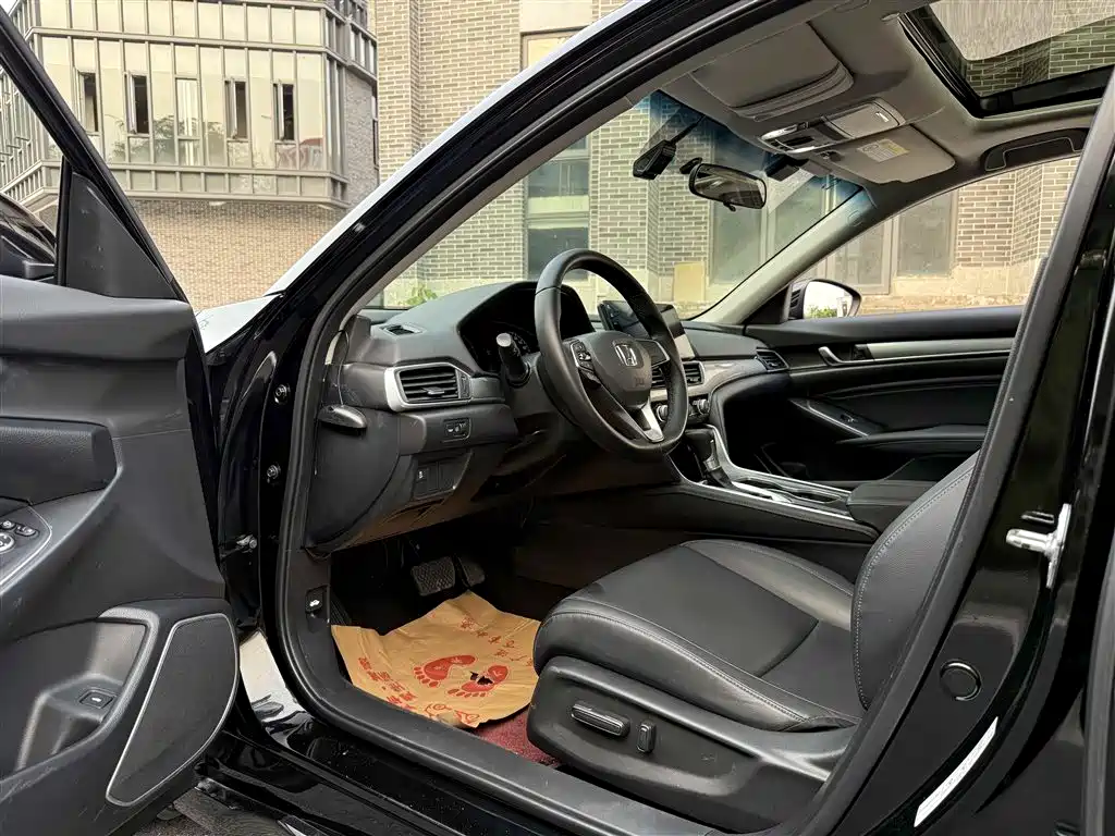 Honda Accord 2022