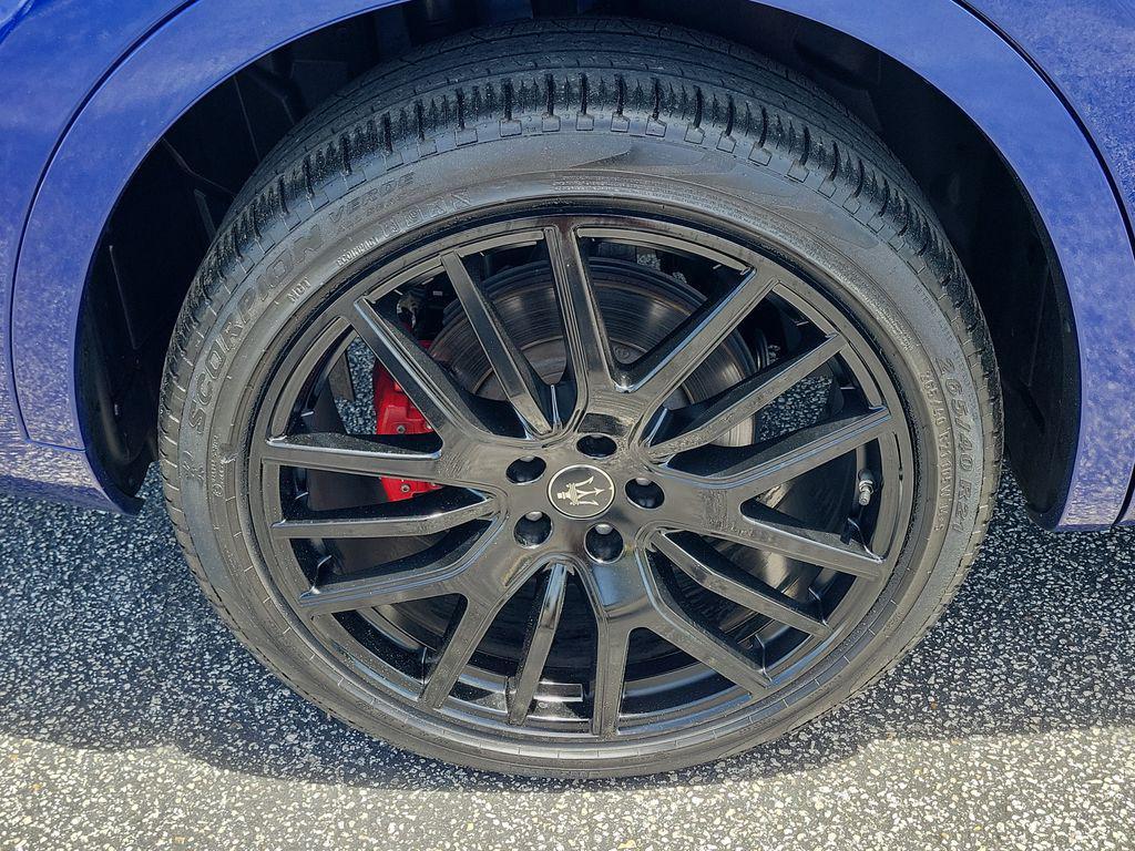 Maserati Levante 2022
