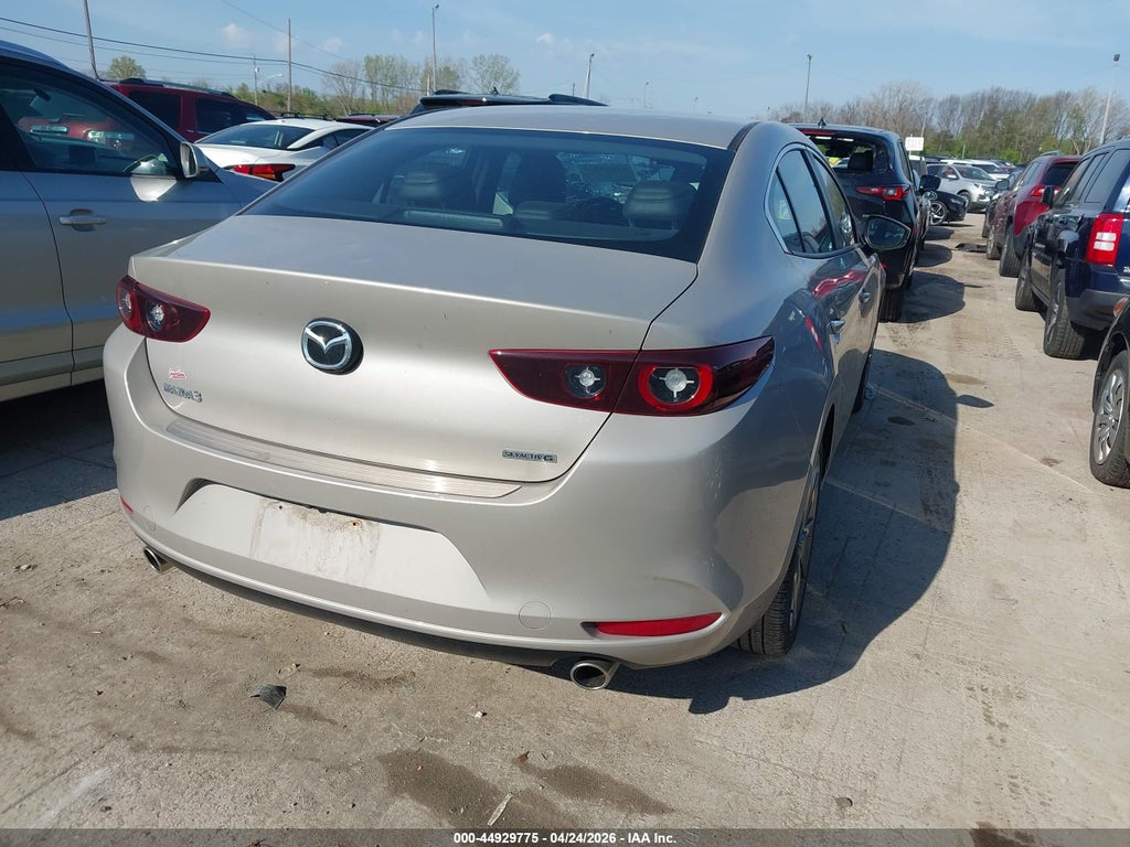 Mazda 3 2023