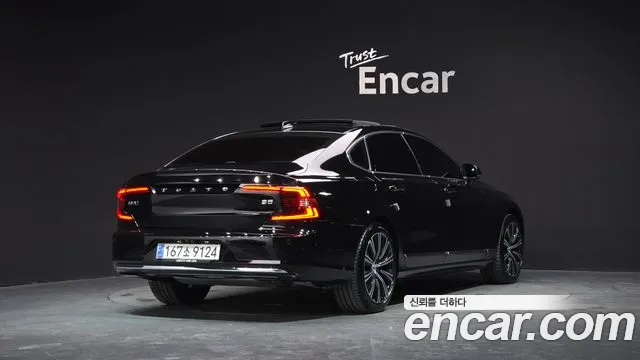 Volvo S90 2024