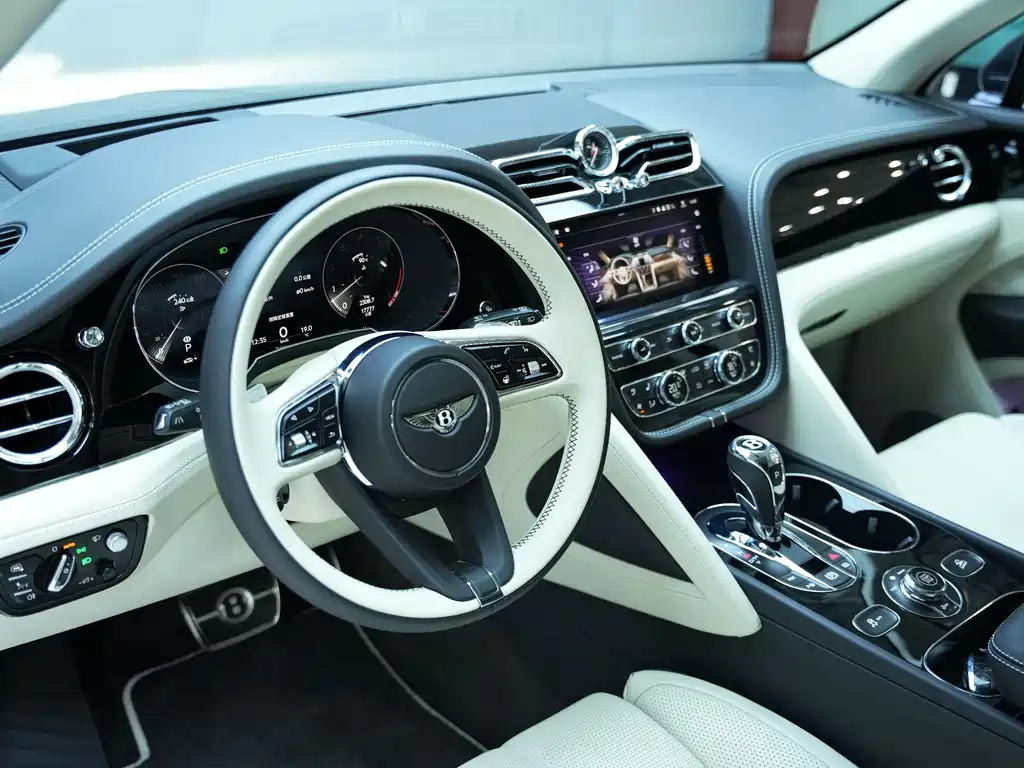 Bentley Bentayga 2024