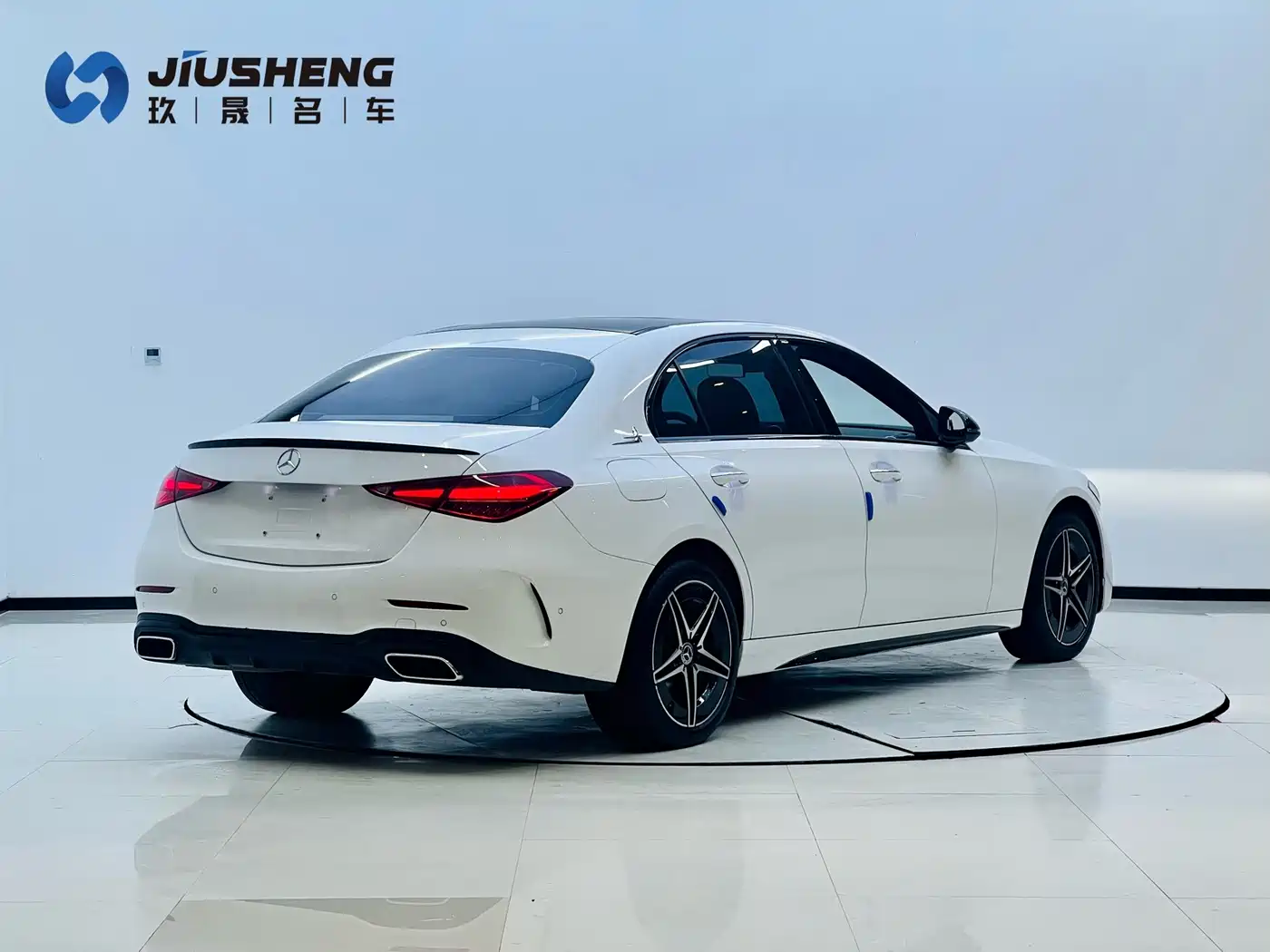 Mercedes-Benz C-Класс 2025