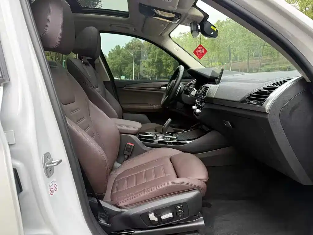 BMW X3 2021