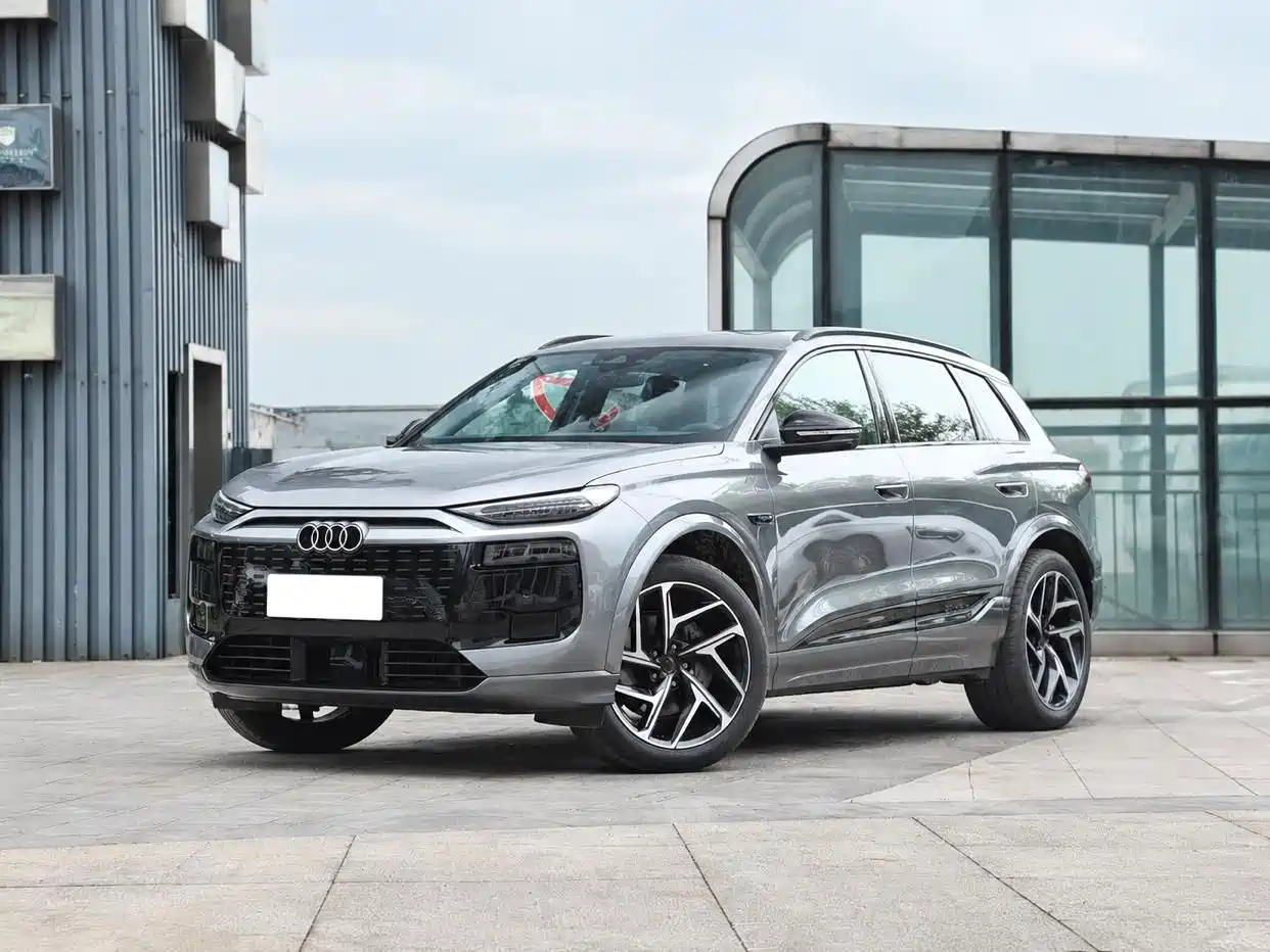 Audi e-tron 2025