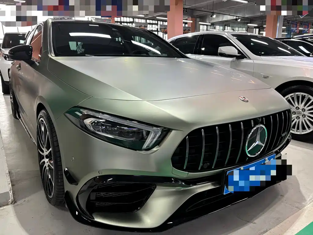Mercedes-Benz GLA AMG 2023