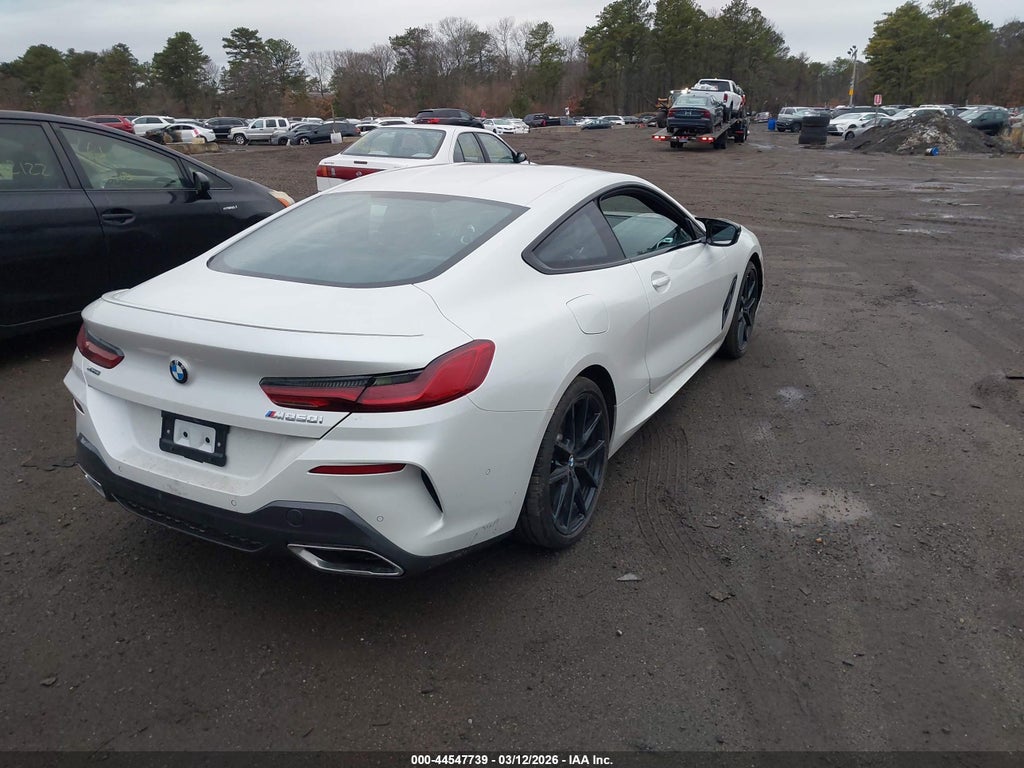 BMW M850 2025