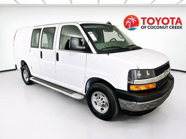 Chevrolet Express 2024