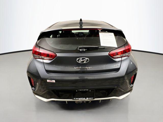 Hyundai Veloster 2021