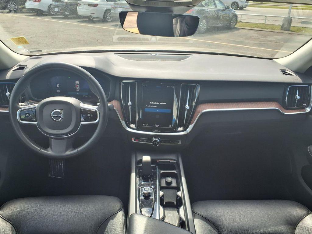 Volvo S60 2024